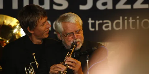 Tuxedo New Orleans Jazzband, Hos Anders