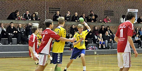 Håndbold - U14 drenge division i Skæring Hallen