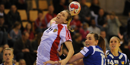 EM i Kvindehåndbold Russland : Island