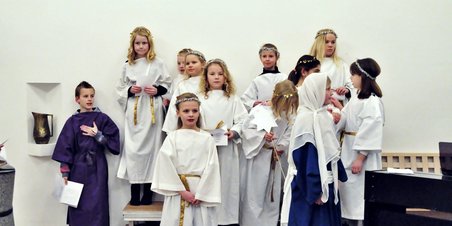 3 klasse Krybbespil i Lystrup Kirke 15 Dec 2010