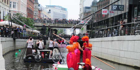 Gå (ikke)over åen efter vand 