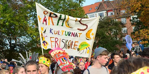 Kulturnat: Århus Friskole - Optog gennem byen