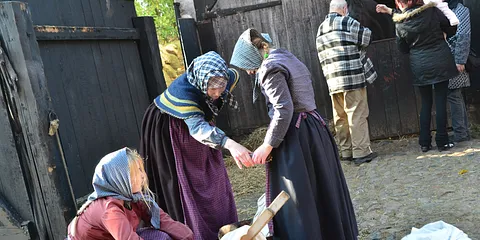 En Søndag med Sol Over Den Gamle By