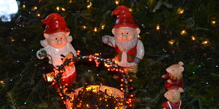 Julelys på Bredgade/Fredensgade i Hinnerup