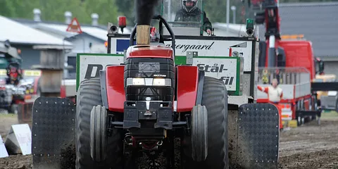  DM i Tractor pulling