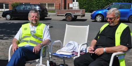 Bagagerumsmarked i Solskin