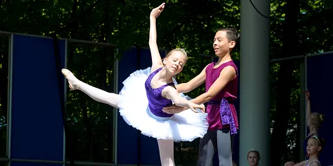 Balletbørn indtog Friheden