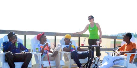 I og omkring Strandbaren