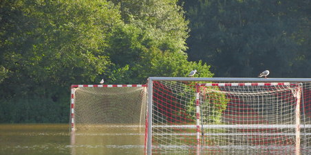 Velkommen til Lystrup Svømmestadion