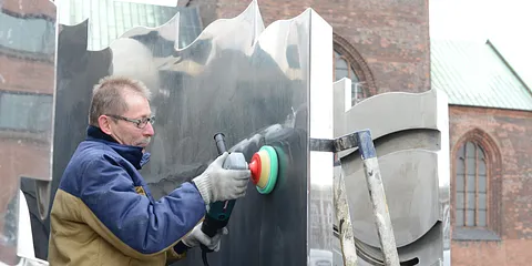 Selv en Drage vil gerne være pæn og "shine"