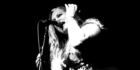 Scarlet Valve rockede V58