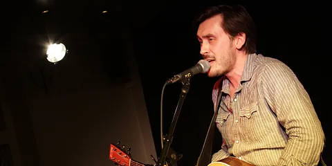 Gyngen: Jesper Colfach