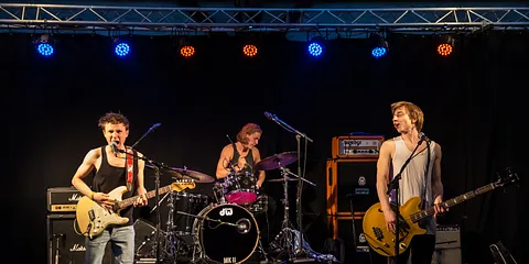 SPOT 2013 - LSD On CIA & Feel Freeze