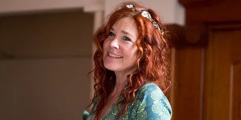 Joan Ørting inviterer til kaffebord på Casablanca