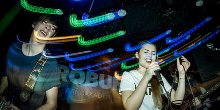 Grobund Bandakademi på Off The Record