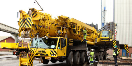   Krangårdens store 500 tons kran, ved  AarhusKarlshamn