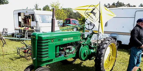 Veterantraktortræf ved Kongensbro