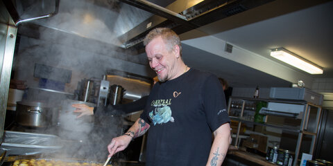 Jul for hjemløse i Aarhus - klargøring til julefrokost