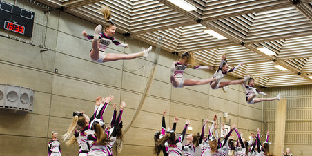 Aarhus Tigers Cheerleaders på vej til DM