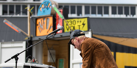 Hands of Light -  Spot Festival 05-05-2017