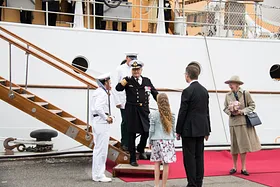 Dannebrogs ankomst med regentparret