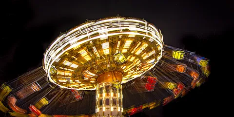 TIVOLI FRIHEDEN by night