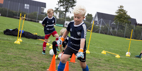 Minifodboldskole i VRI