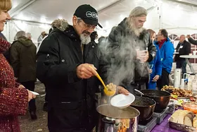 Idéværksted med Skraldecaféen og Kulbroen