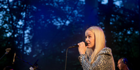 Fed Fredag Tina Dickow