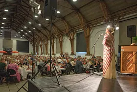 Italiensk messe med opera & spisning