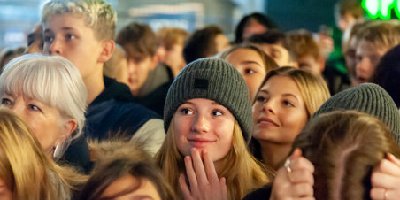 Lystændingsfest med Kesi