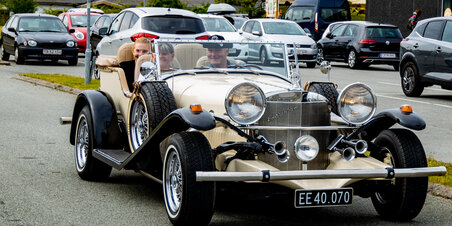 Søndagstræf for biler i Højbjerg