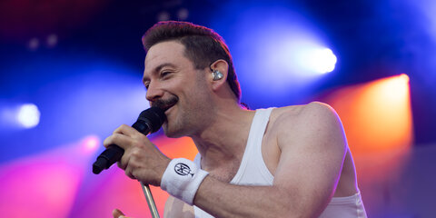 Fed fredag med Queen Machine