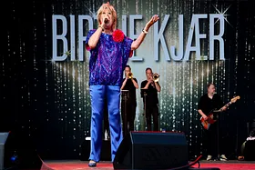 Fed lørdag med  Birthe Kjær
