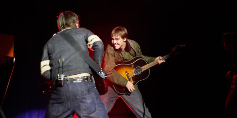 Aphaca til Fed Lørdag