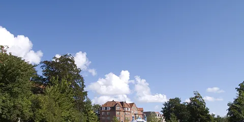 Kirken går i kage