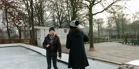 Tyvstart på skøjtebanen